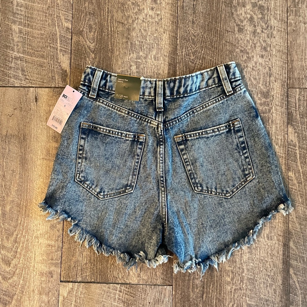 NWT Women’s Wild Fable Shorts Size 0 - Picture 3 of 3